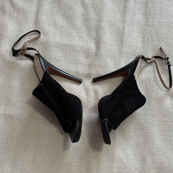 Herve Leger Black Open-Toe Heels - Picture 3 of 5